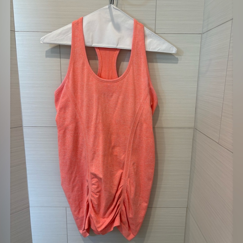 Vguc Athleta size S orange tank top